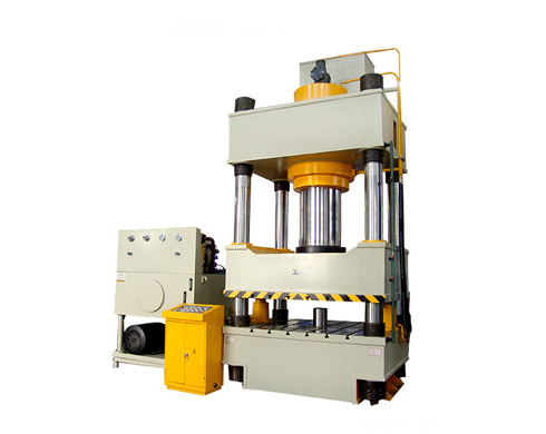 200吨四柱液压机